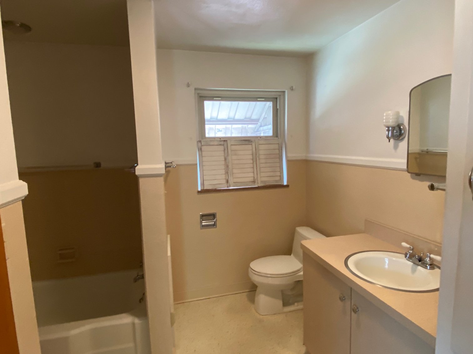 Image for SOLD $165,000 - Spacious Duplex – 2 Bedroom Units