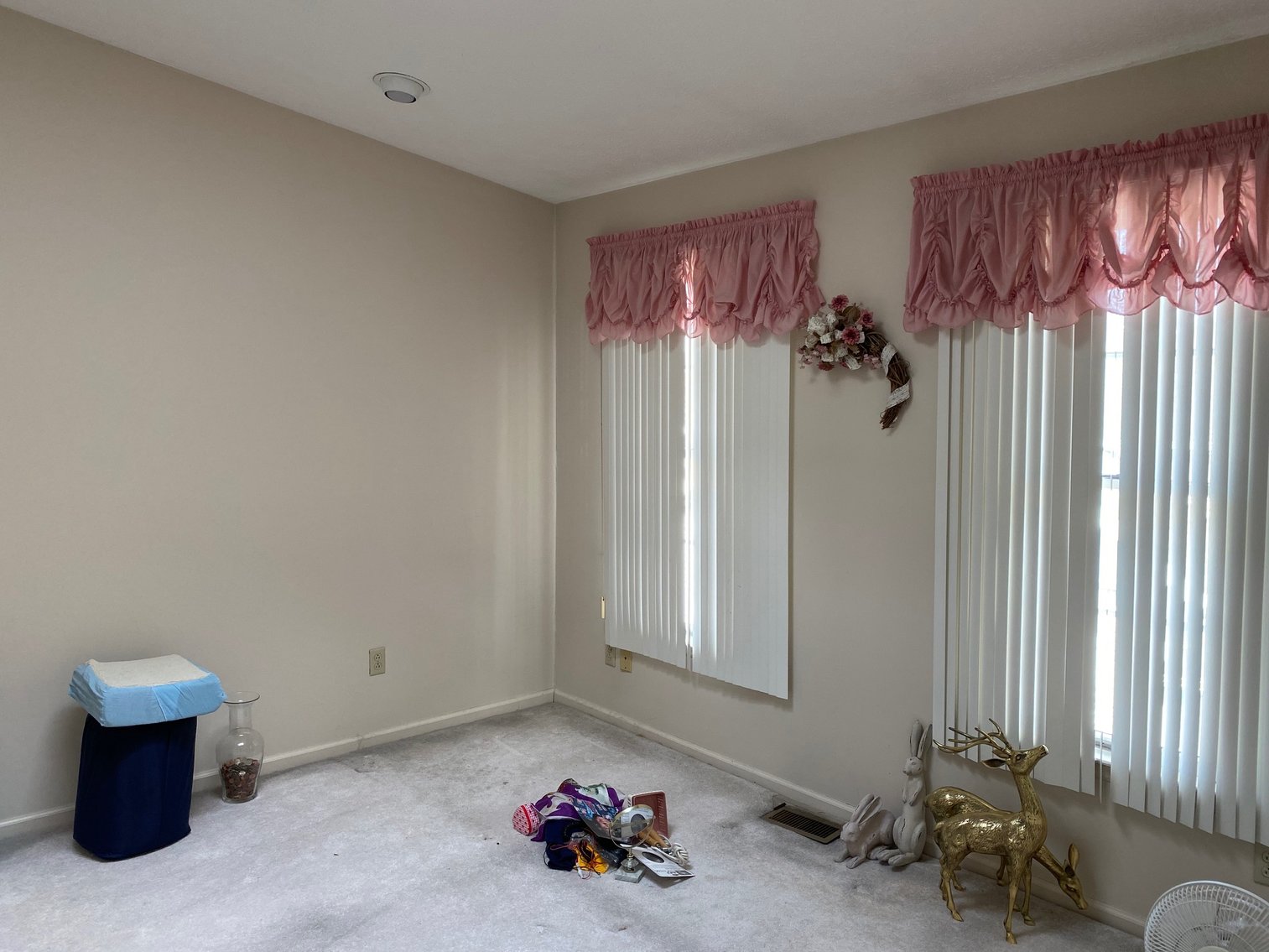 Image for SOLD $99,000 - Large Townhome Overlooking the Kanawha River