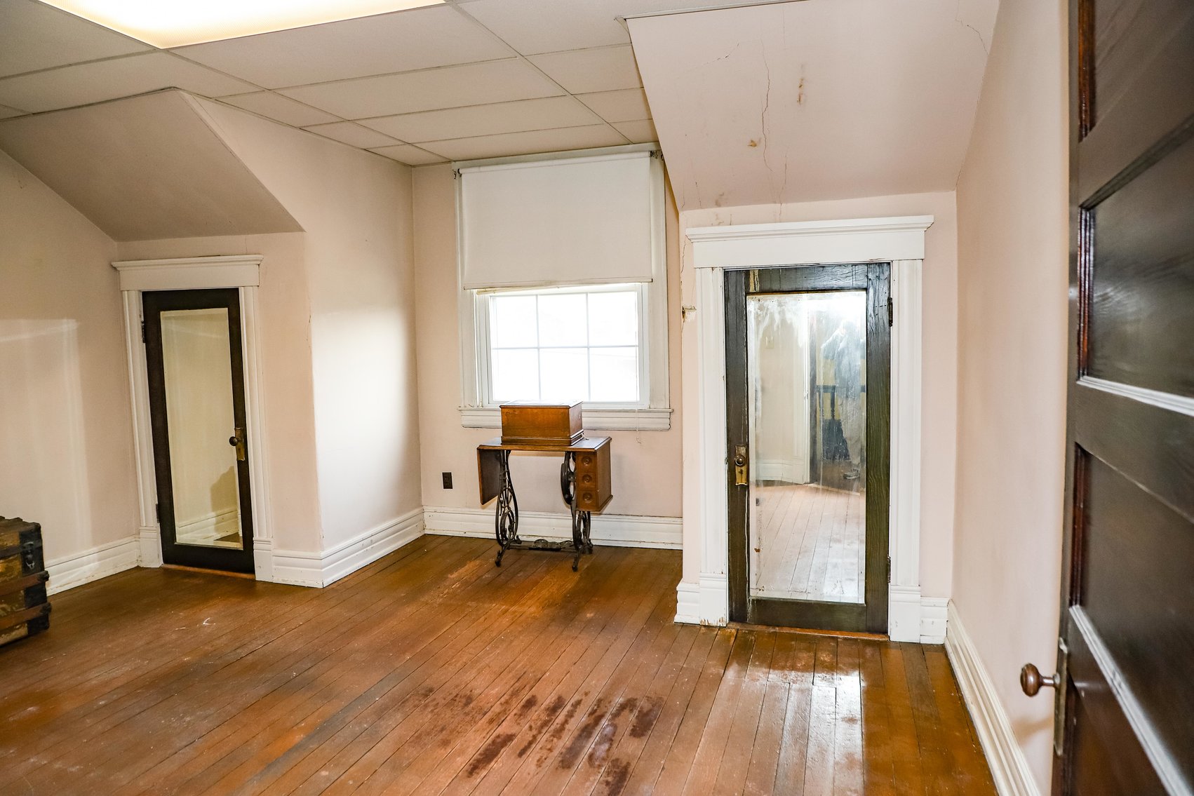 Image for Absolute Real Estate Auction - 4802 S. 4th St., 40214 (Just off Southern Parkway)