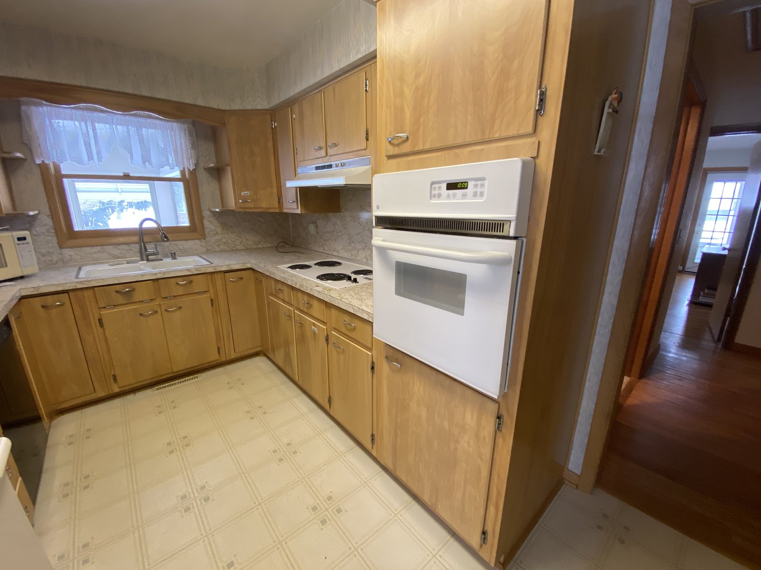 Image for 5921 Angleview Court, Sylvania, Ohio 43560