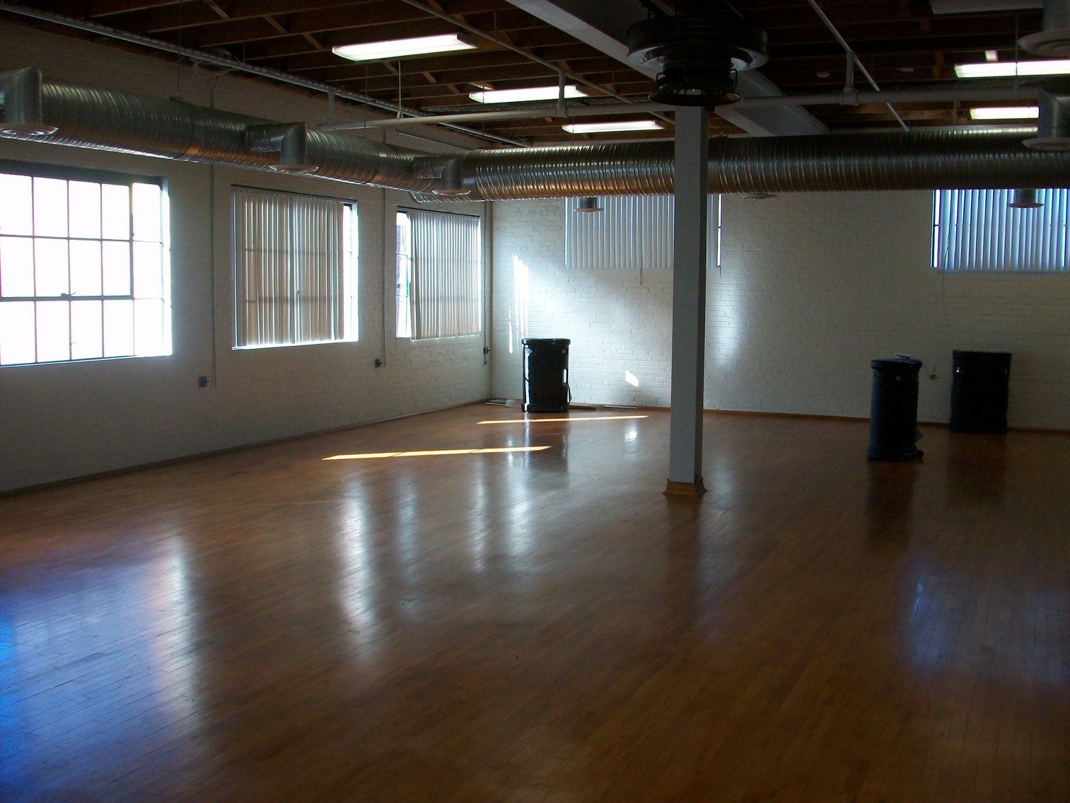 Image for COMMERCIAL BUILDING - HARRISONBURG, VA