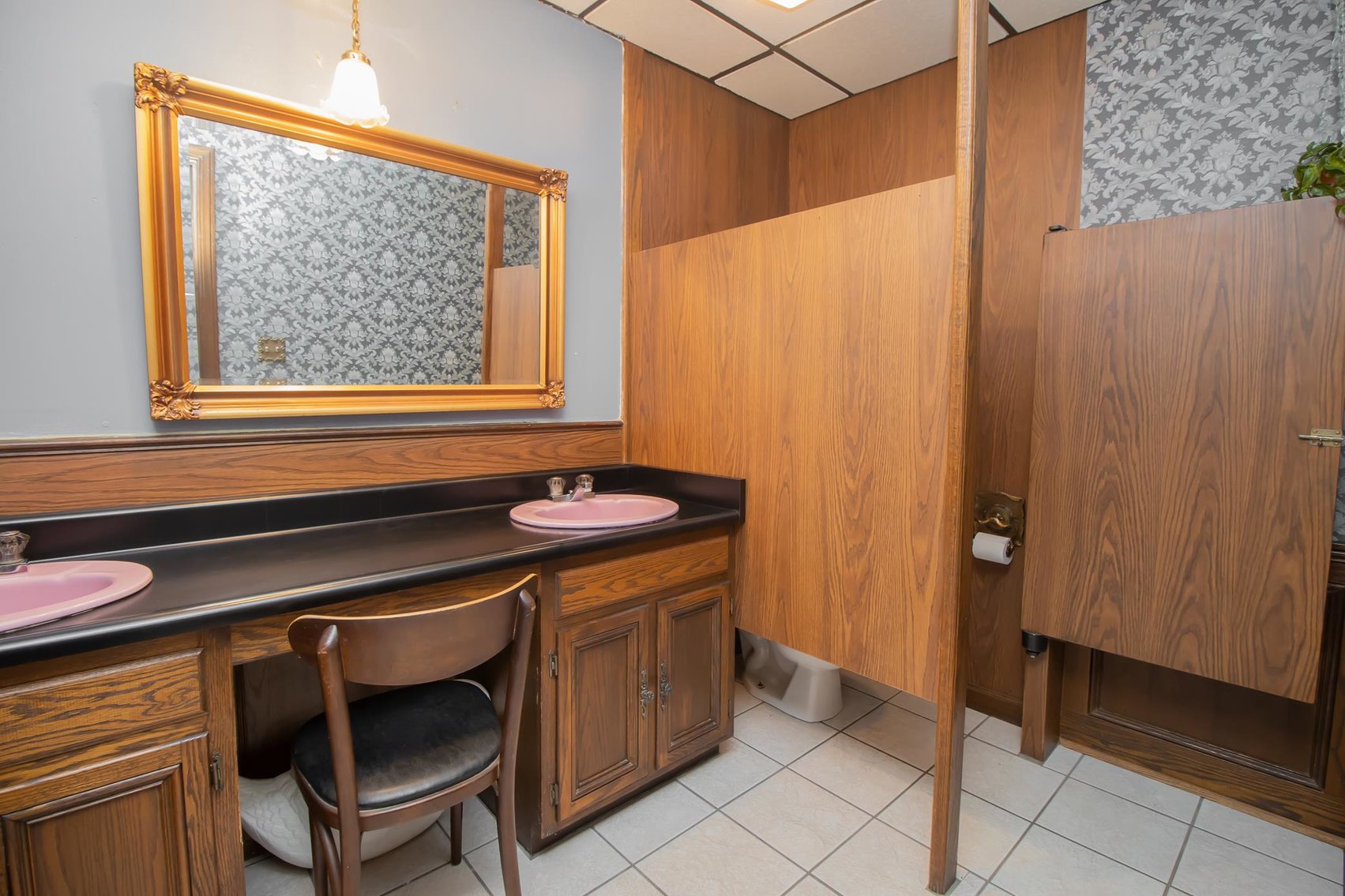 Image for SOLD $445,500 - The Greenbrier Motel – Sells to the Highest Bidder