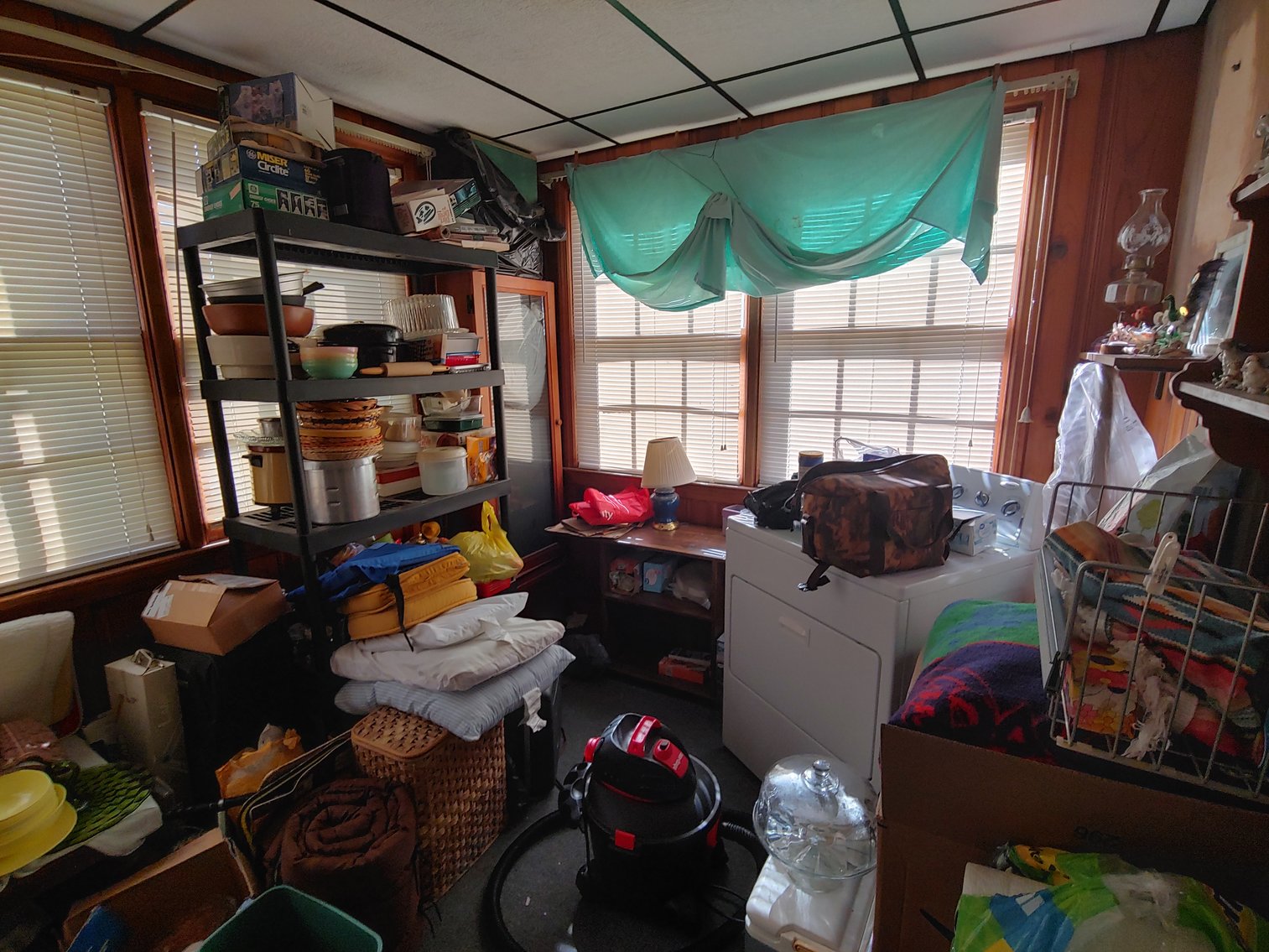 Image for 2 STORY VINYL SIDED HOUSE & 1 CAR GARAGE