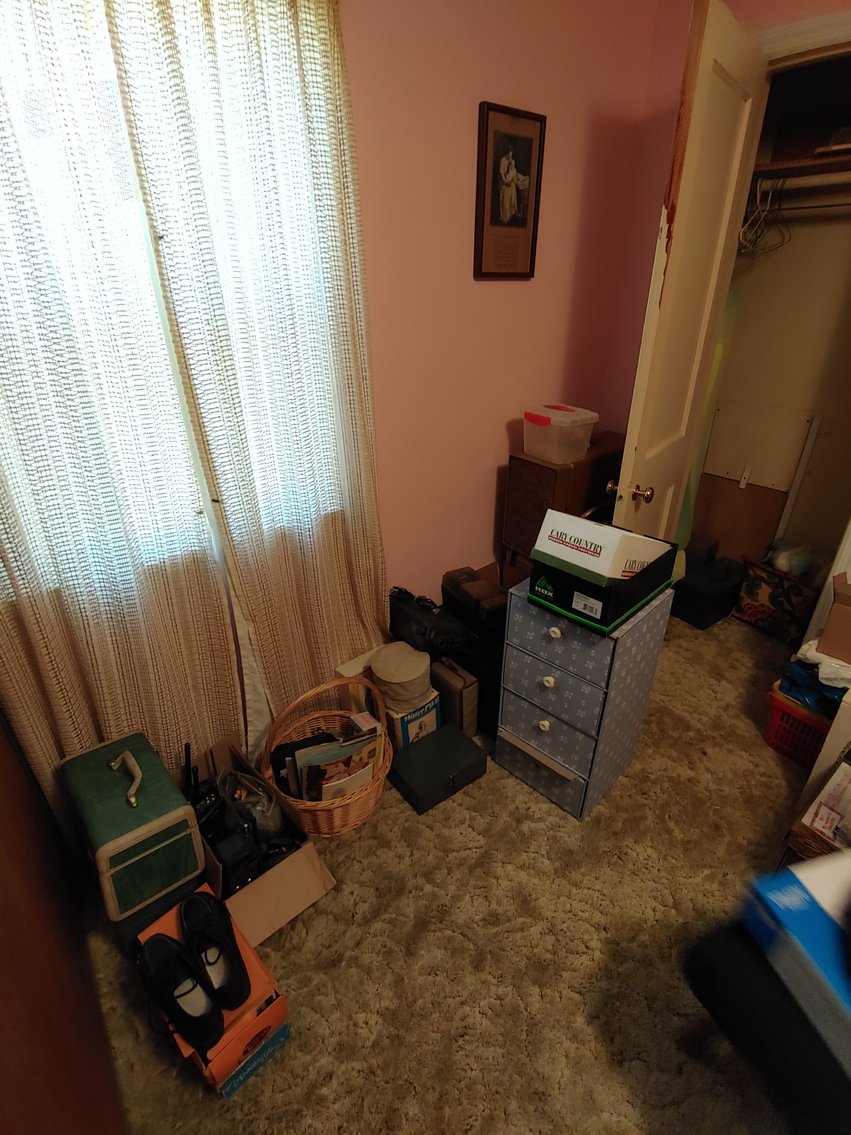 Image for 2 STORY VINYL SIDED HOUSE & 1 CAR GARAGE