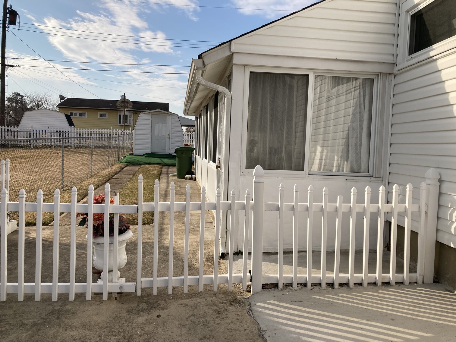 Image for 3 BR RANCH STYLE HOME W/ PERSONAL PROPERTY TO BE SOLD IN ONE LOT