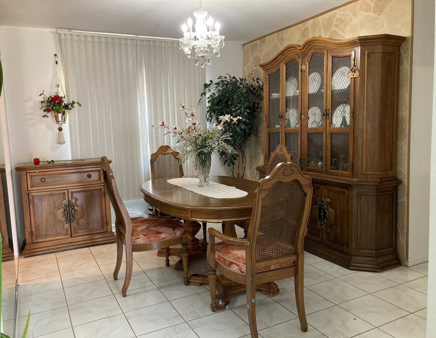 Image for 3 BR RANCH STYLE HOME W/ PERSONAL PROPERTY TO BE SOLD IN ONE LOT