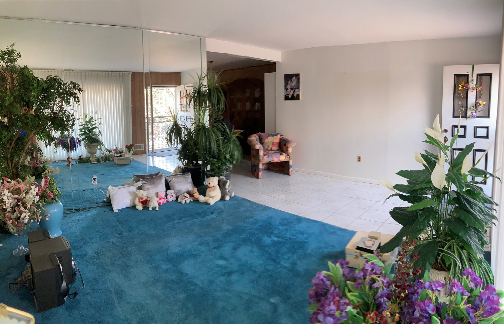 Image for 3 BR RANCH STYLE HOME W/ PERSONAL PROPERTY TO BE SOLD IN ONE LOT