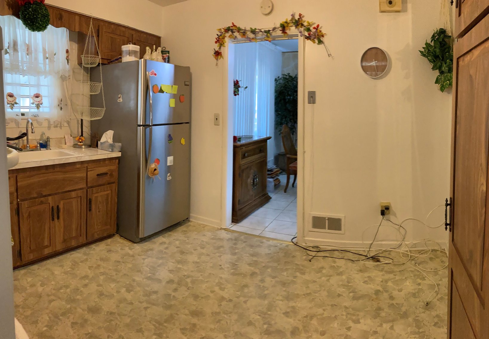 Image for 3 BR RANCH STYLE HOME W/ PERSONAL PROPERTY TO BE SOLD IN ONE LOT