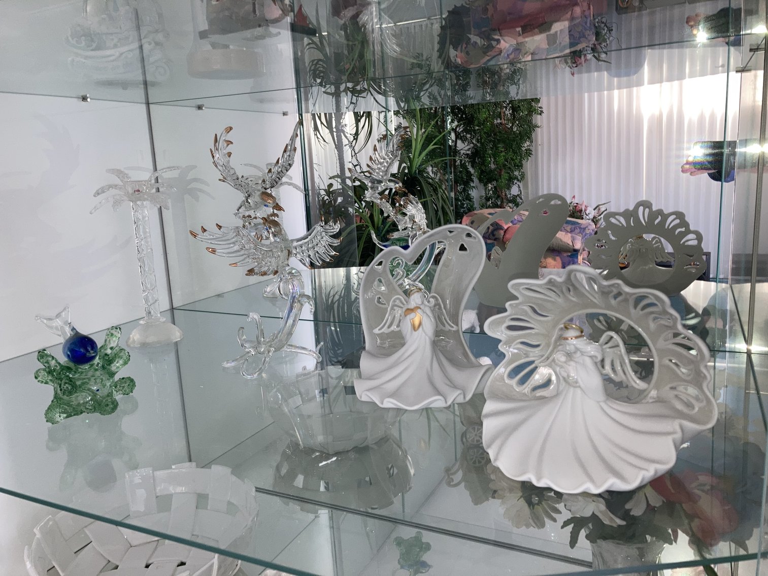 Image for 3 BR RANCH STYLE HOME W/ PERSONAL PROPERTY TO BE SOLD IN ONE LOT