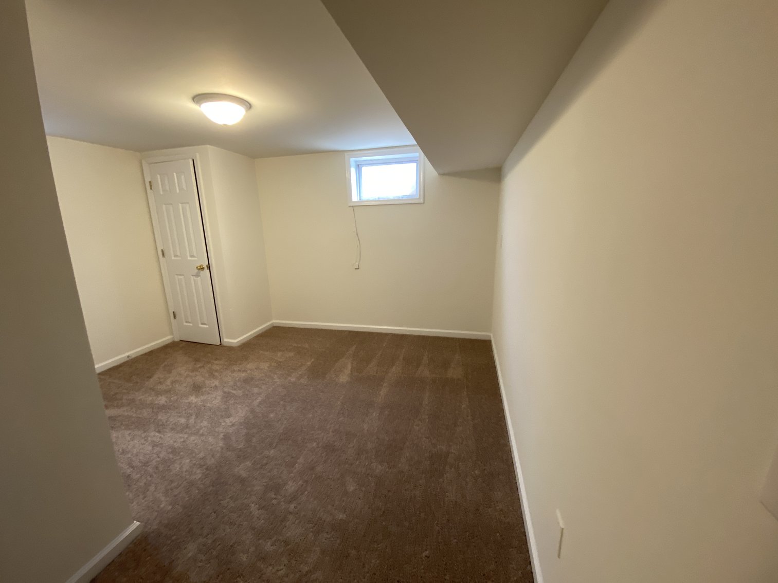 Image for 3 BR/2.5 BA Brick Home w/Finished Walk-Out Basement on 1.18 +/- Acres--SELLING to the HIGHEST BIDDER!!