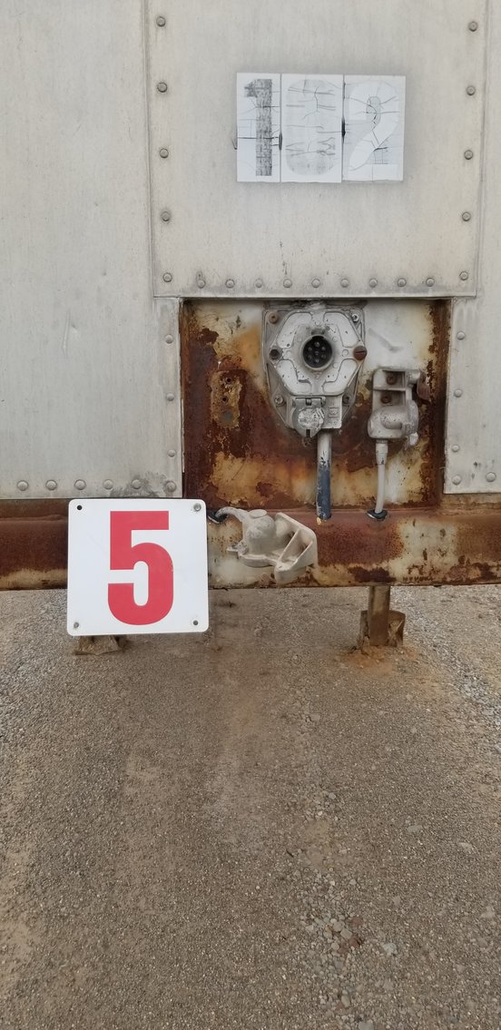 Lot #5 Dorsey Trailer 