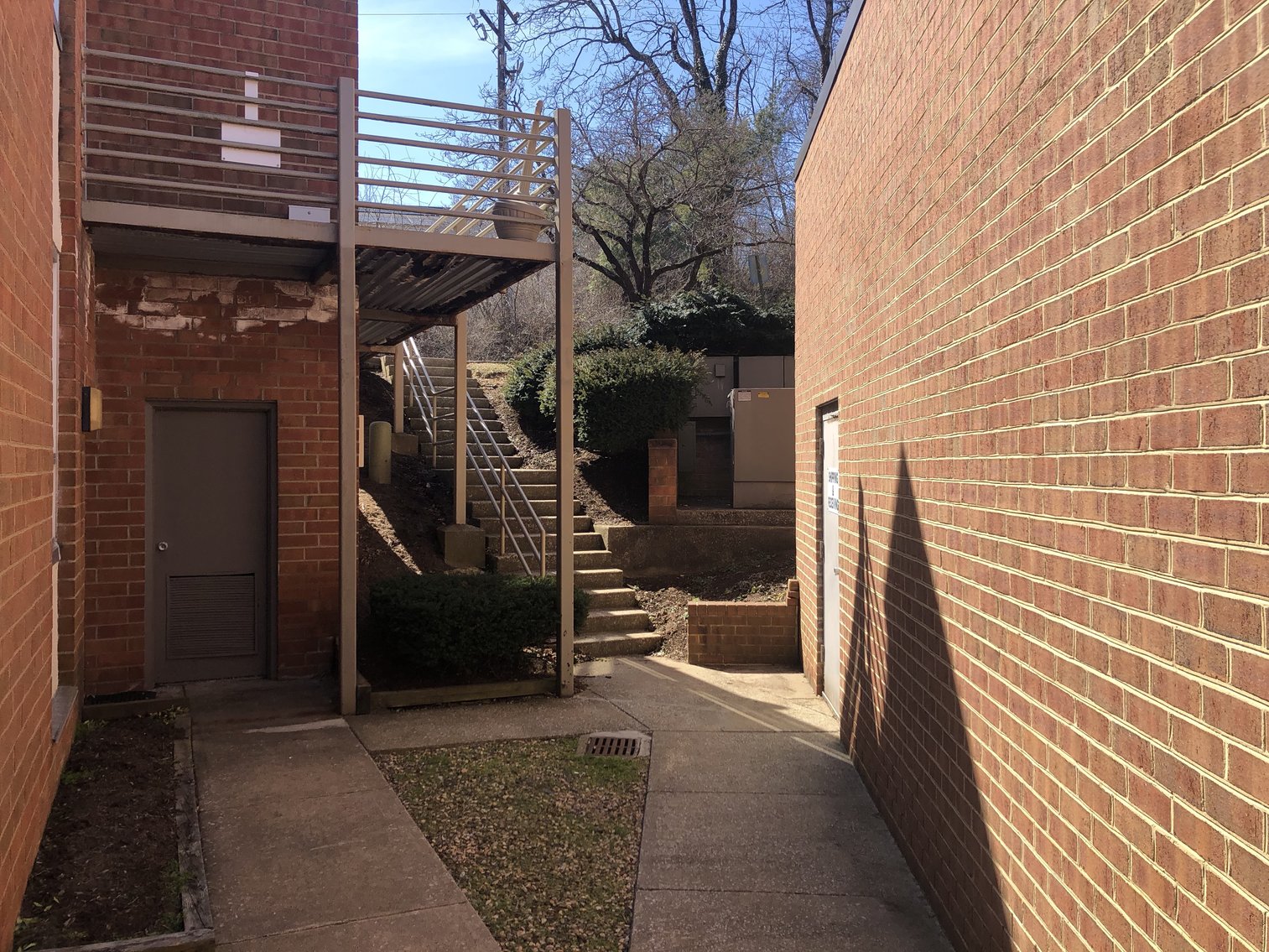 Image for 2 Story Commercial Medical Facility in Staunton, VA--ONLINE ONLY BIDDING!!