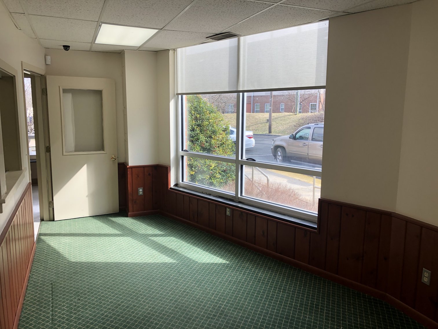 Image for 2 Story Commercial Medical Facility in Staunton, VA--ONLINE ONLY BIDDING!!