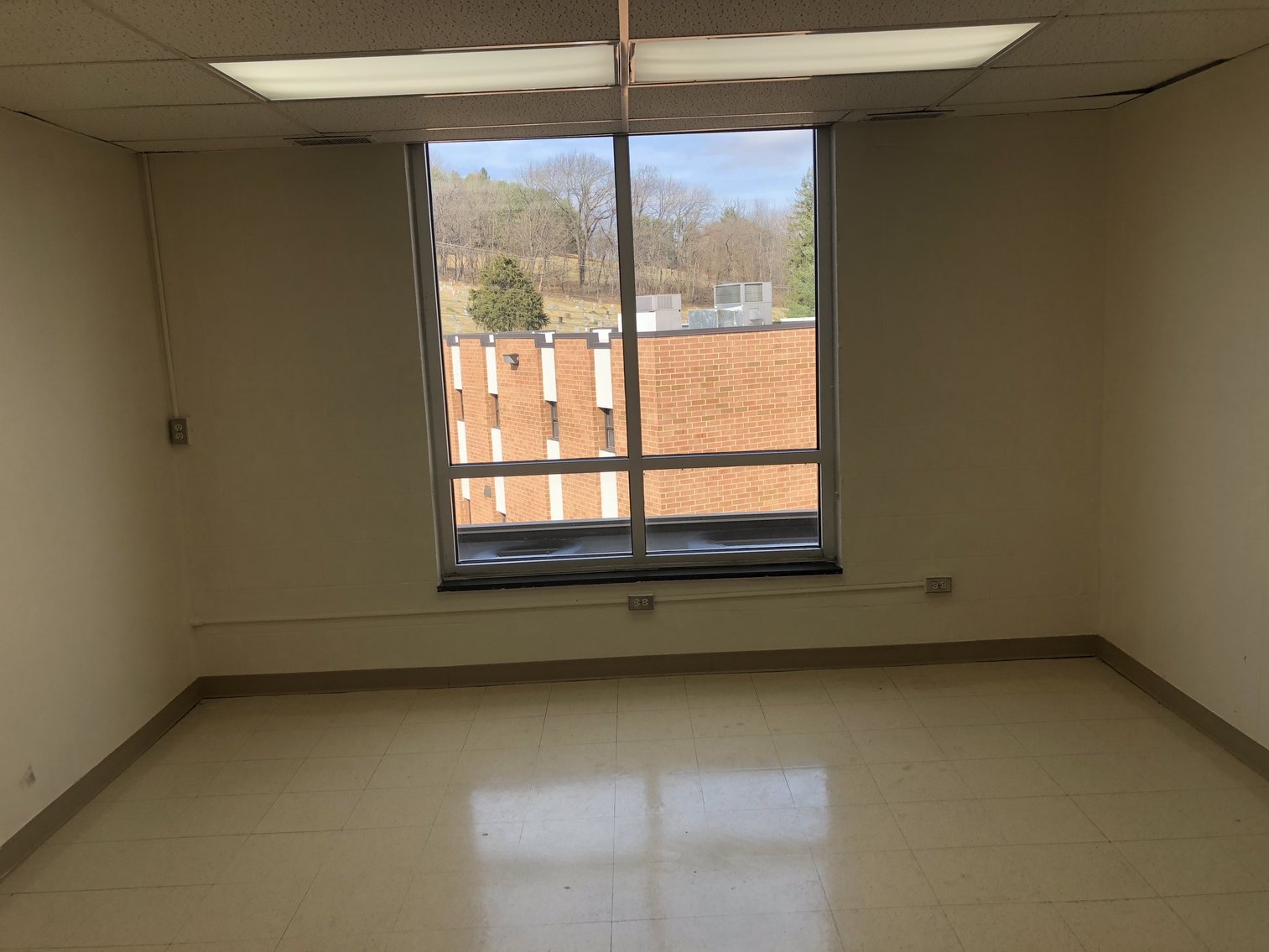 Image for 2 Story Commercial Medical Facility in Staunton, VA--ONLINE ONLY BIDDING!!