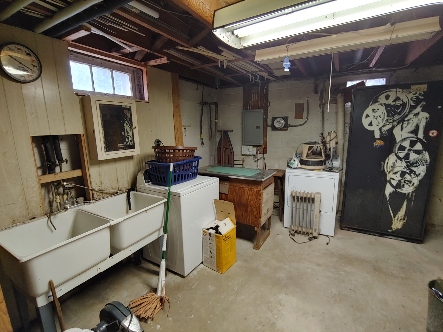 Image for 4 BR, 2 BA BRICK RANCHER W/ FENCED REAR YARD