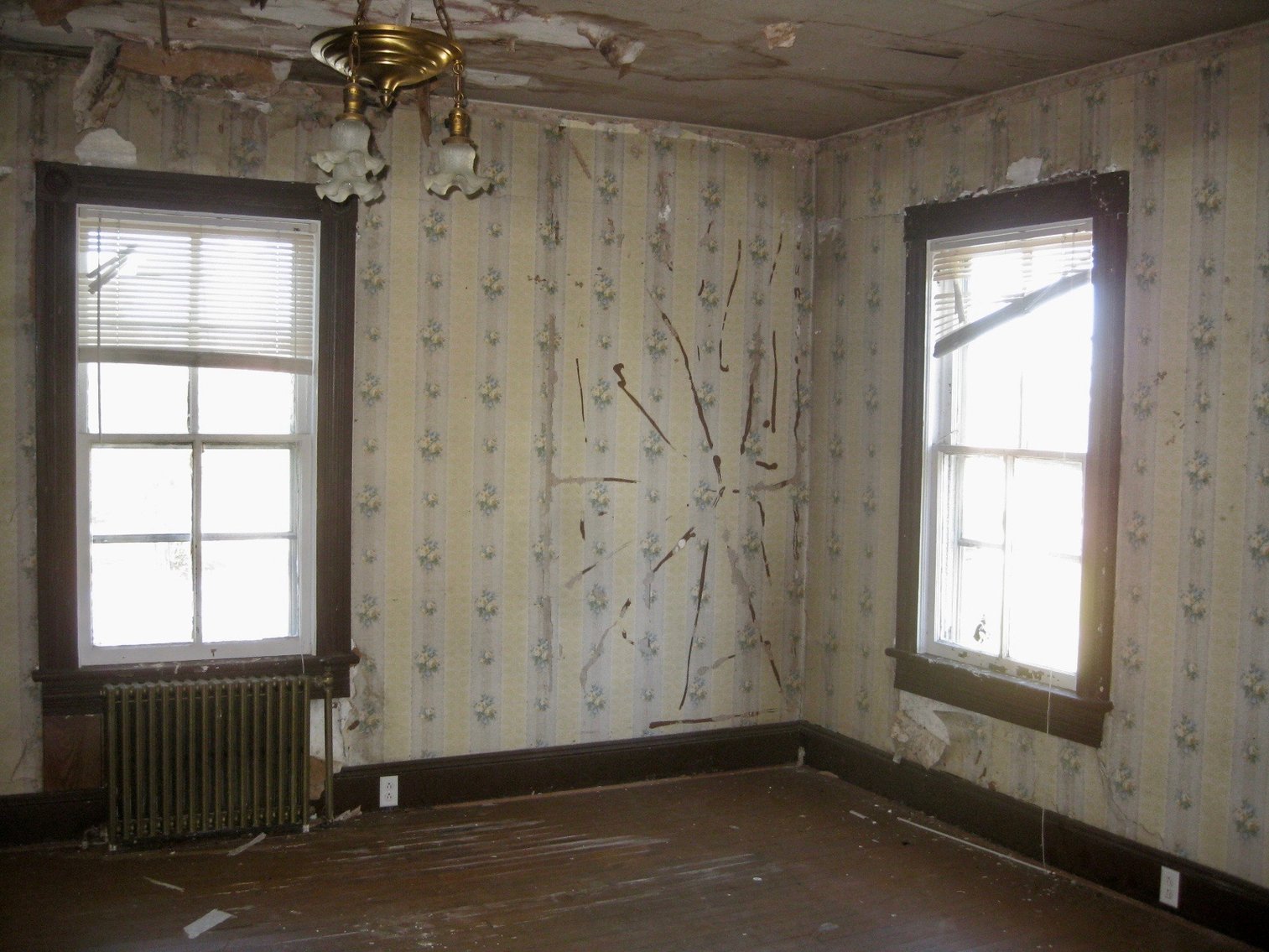 Image for 3 BR/2 BA Investment Property in Downtown Emporia, VA--SELLING to the HIGHEST BIDDER!!