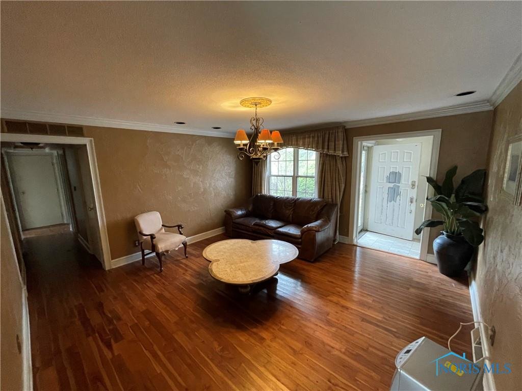 Image for MINIMUM BID AUCTION $99,000! 5967 Kathy Dr.