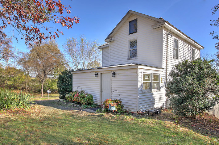 Image for 3BR / 2BA Single Family Home - Excellent Location Off Route 33 - New Appliances - Secluded 1.32 AC Lot - 76 Monte Vista Lane, Stanardsville, VA 22973