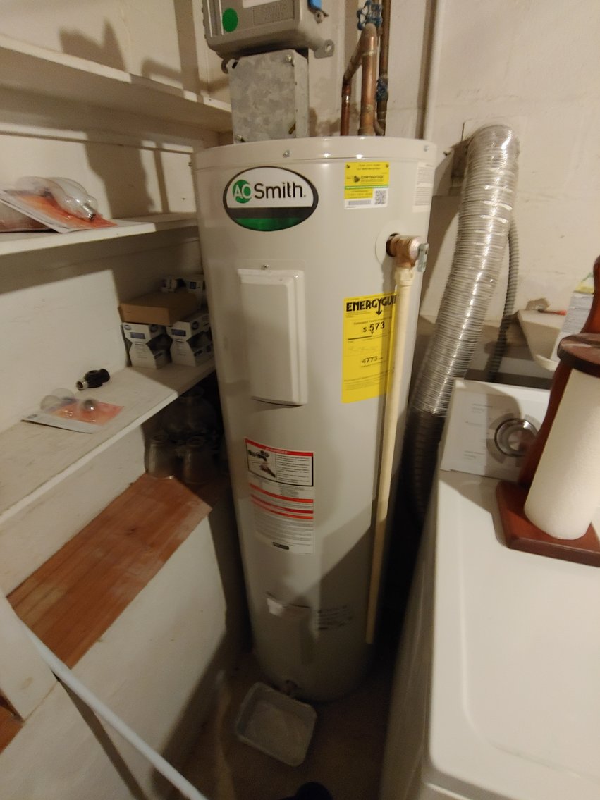 Image for 3 BR, 2 BA RANCHER W/ DETACHED GARAGE