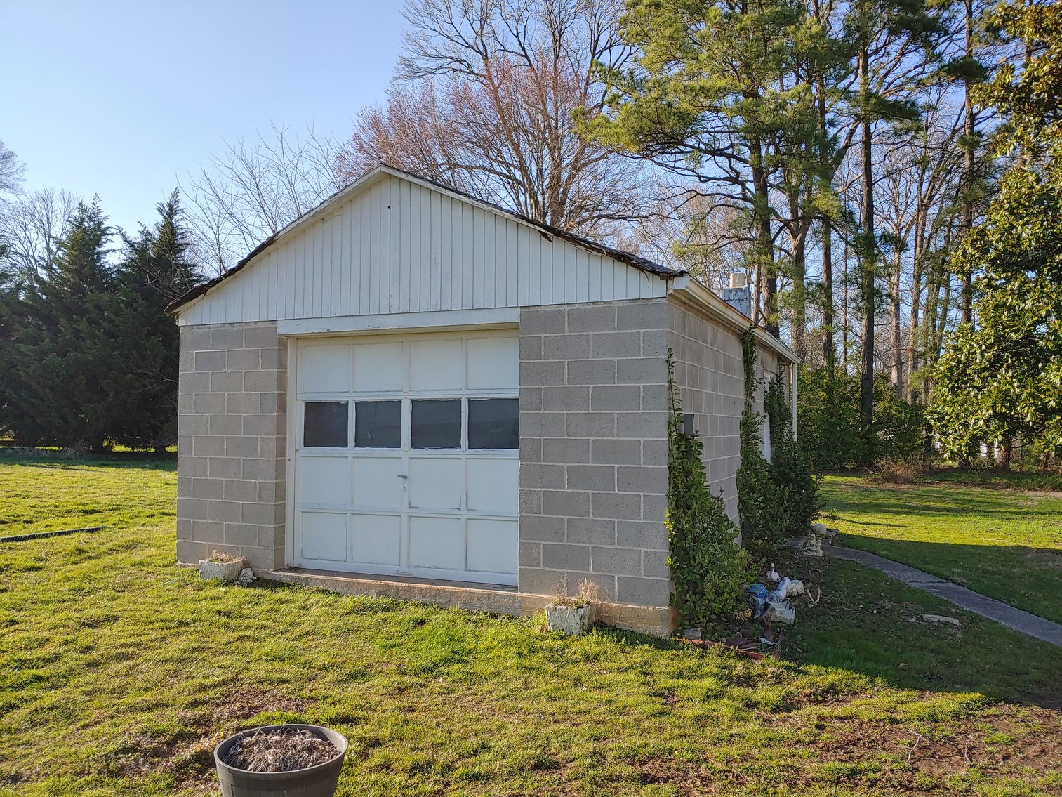 Image for 3 BR, 2 BA RANCHER W/ DETACHED GARAGE
