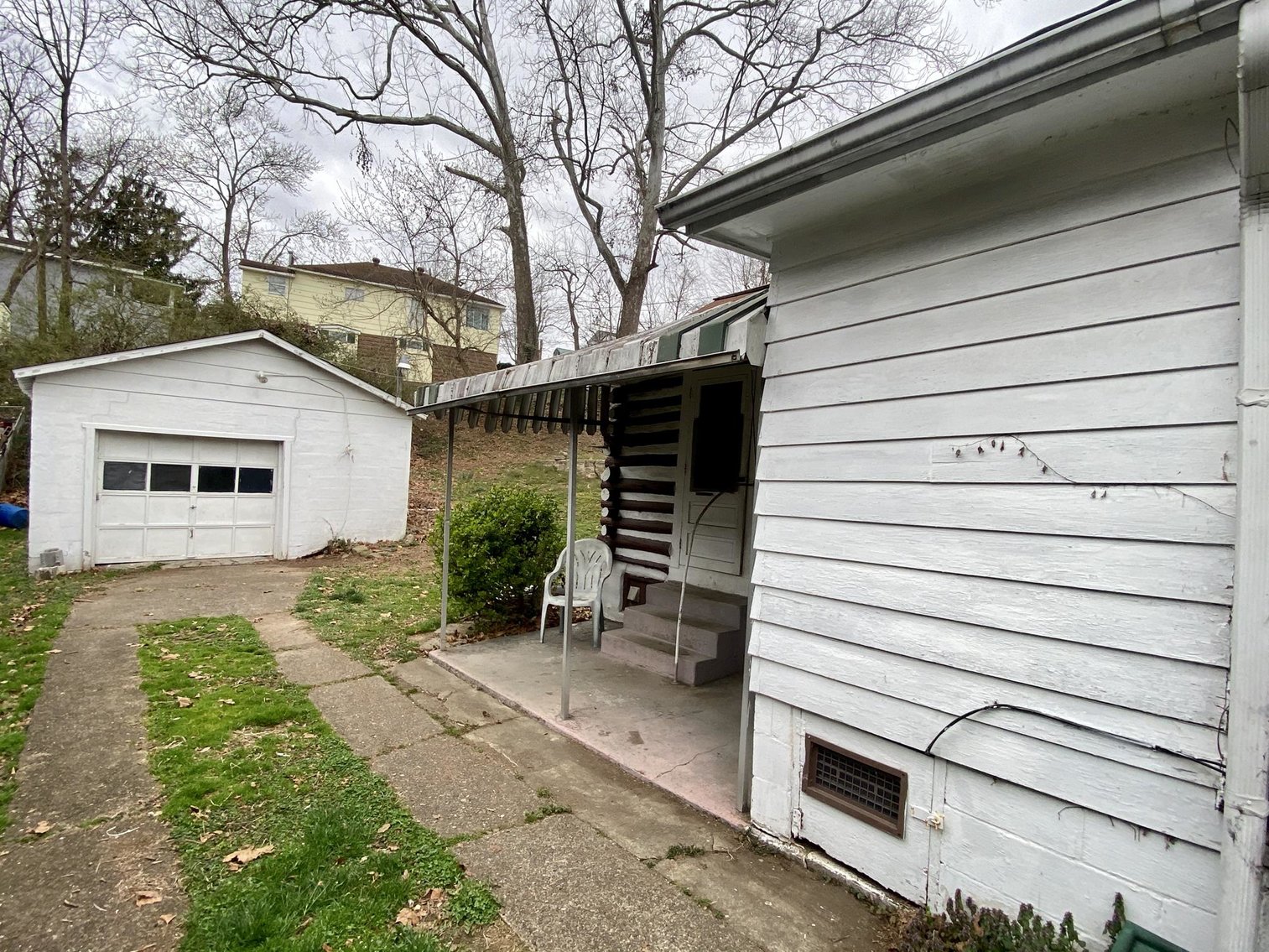 Image for SOLD $21,725 - Nice Home with Garage in Huntington