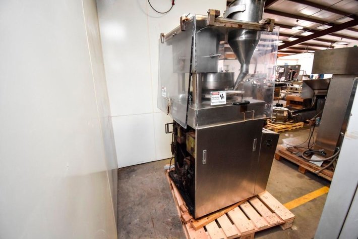 Image for ***SOLD*** MJK0462 Vanguard Rotary Tablet Press VRP124