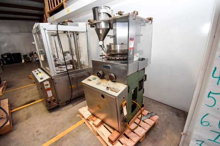 Image for ***SOLD*** MJK0462 Vanguard Rotary Tablet Press VRP124