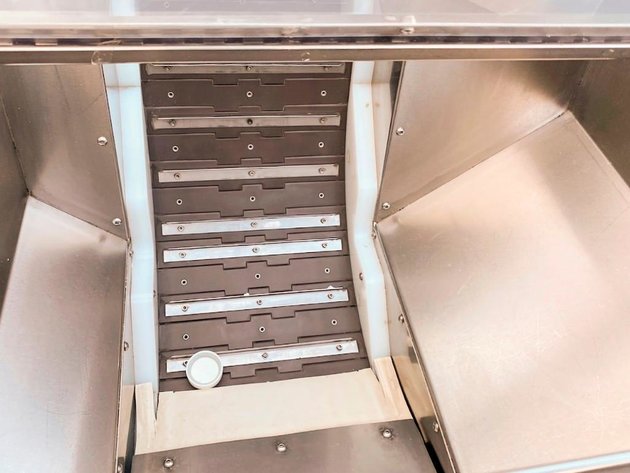 Image for ***SOLD*** MJK0482 Six Spindle Capper and Elevator