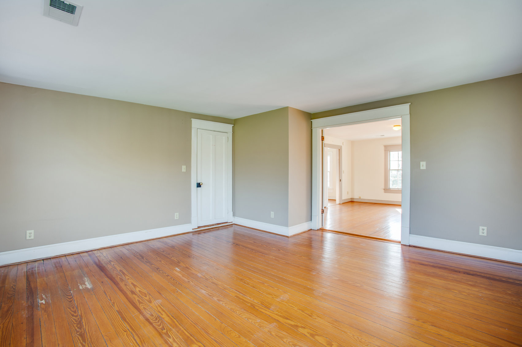 Image for 8 Room/2 BA Home/Office Building (Circa 1859) on .277 +/- Acres in Downtown Louisa, VA