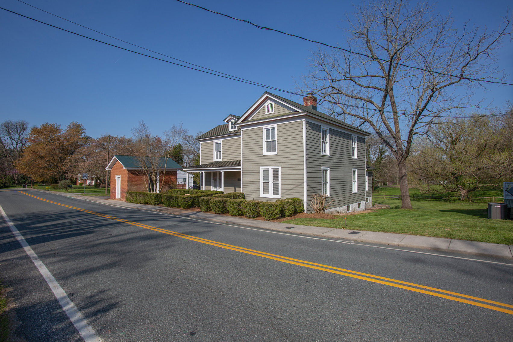 Image for 9 Room/2 half bathroom Home/Office Building (Circa 1905) on .50 +/- Acres in Downtown Louisa, VA