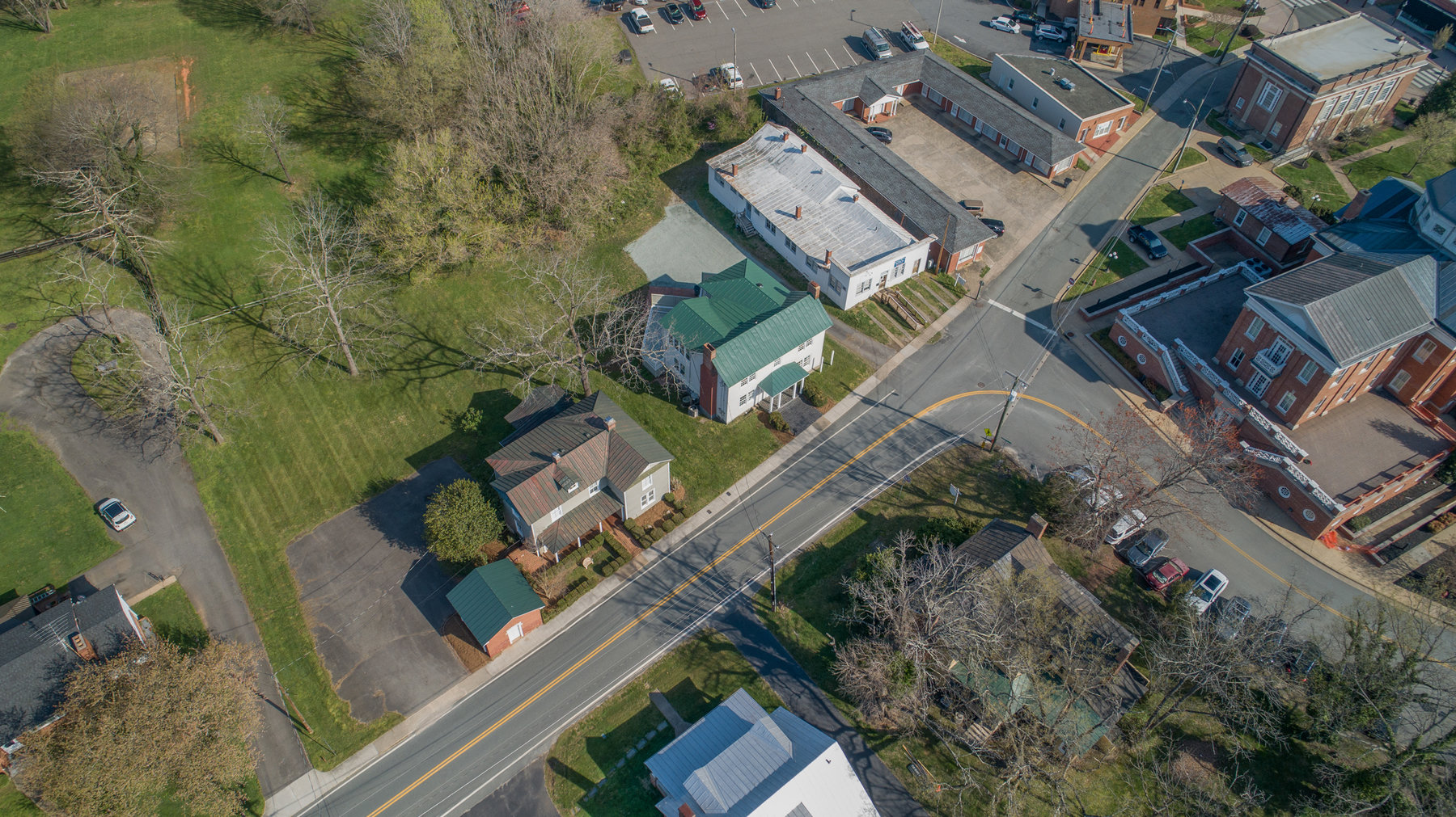 Image for 9 Room/2 half bathroom Home/Office Building (Circa 1905) on .50 +/- Acres in Downtown Louisa, VA