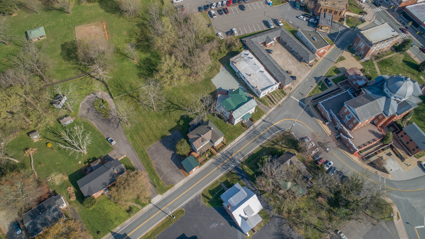Image for 9 Room/2 half bathroom Home/Office Building (Circa 1905) on .50 +/- Acres in Downtown Louisa, VA