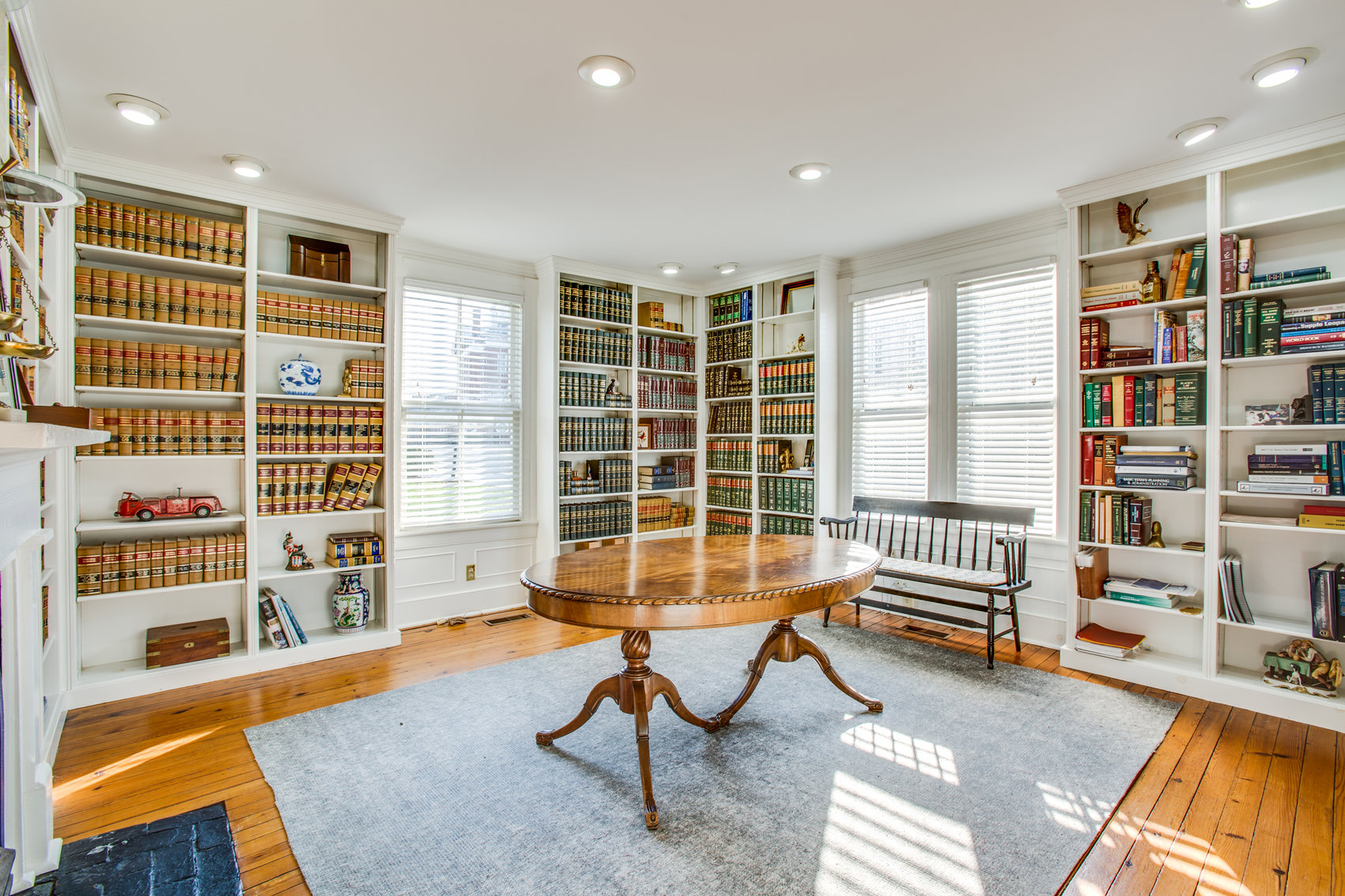 Image for 9 Room/2 half bathroom Home/Office Building (Circa 1905) on .50 +/- Acres in Downtown Louisa, VA