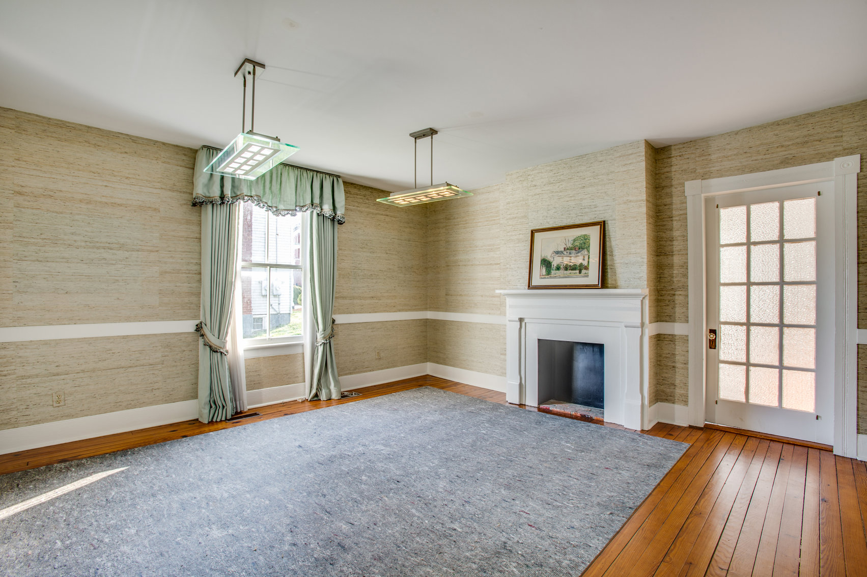 Image for 9 Room/2 half bathroom Home/Office Building (Circa 1905) on .50 +/- Acres in Downtown Louisa, VA