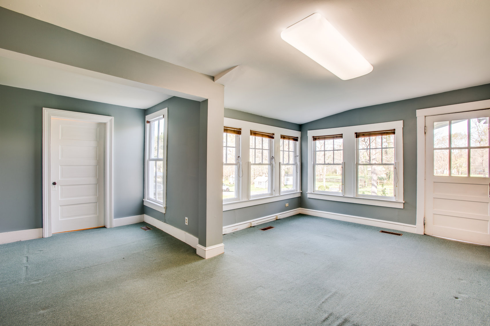 Image for 9 Room/2 half bathroom Home/Office Building (Circa 1905) on .50 +/- Acres in Downtown Louisa, VA