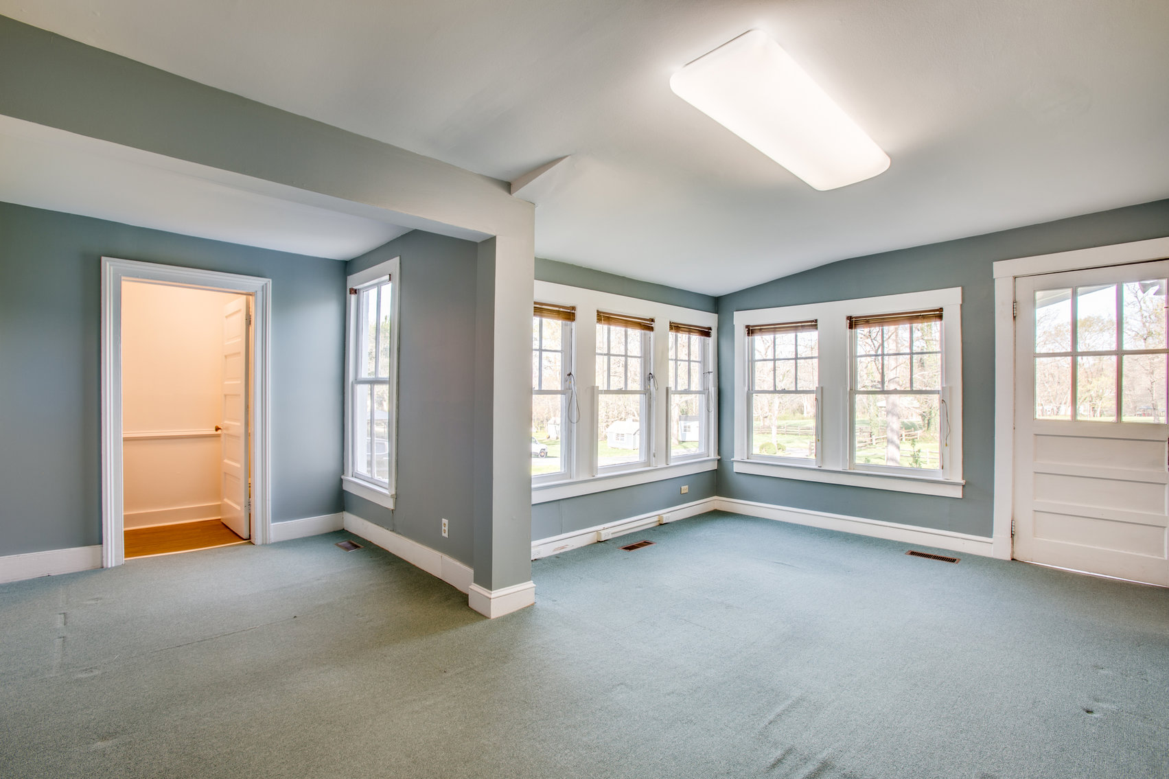 Image for 9 Room/2 half bathroom Home/Office Building (Circa 1905) on .50 +/- Acres in Downtown Louisa, VA