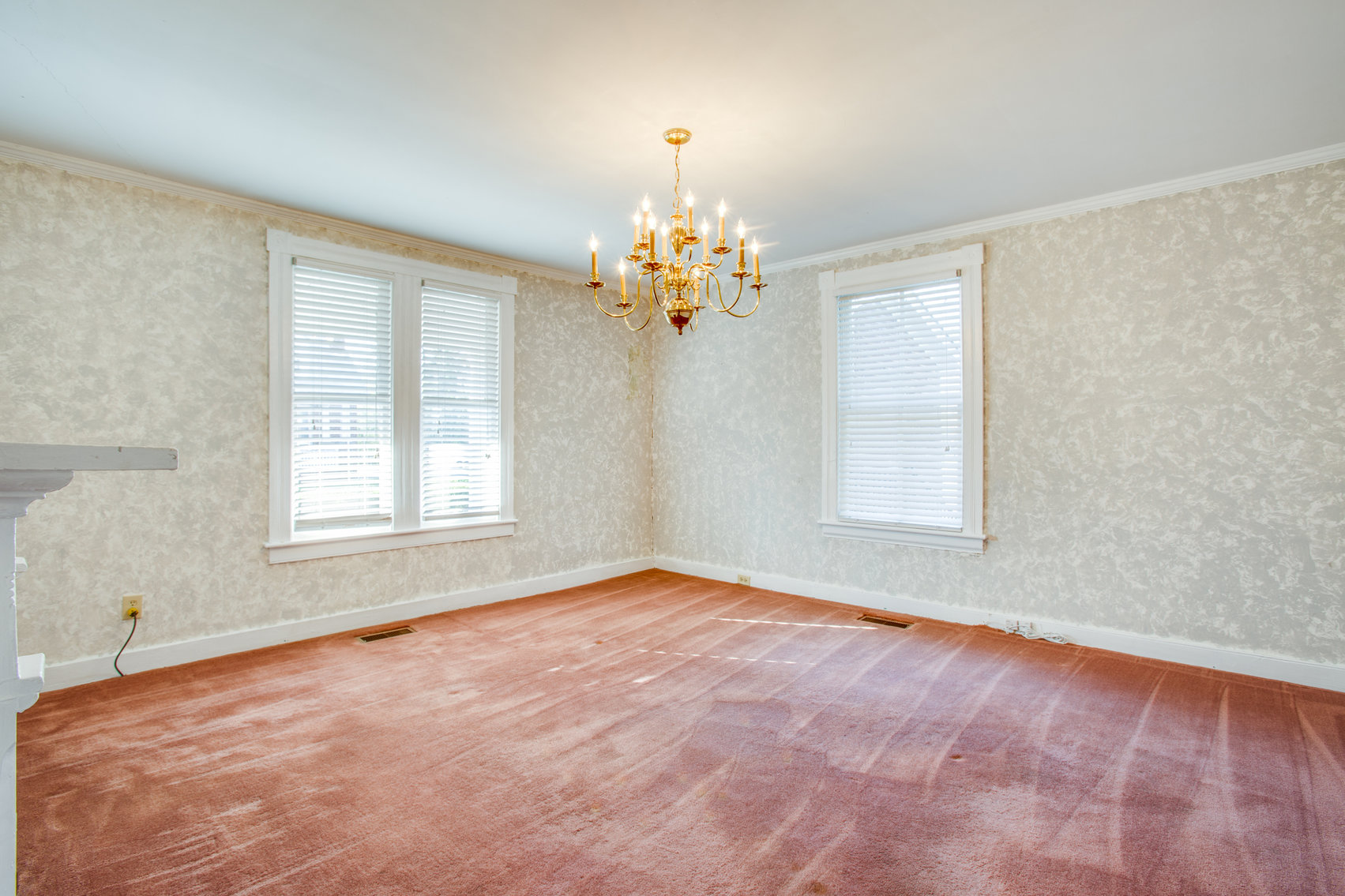 Image for 9 Room/2 half bathroom Home/Office Building (Circa 1905) on .50 +/- Acres in Downtown Louisa, VA