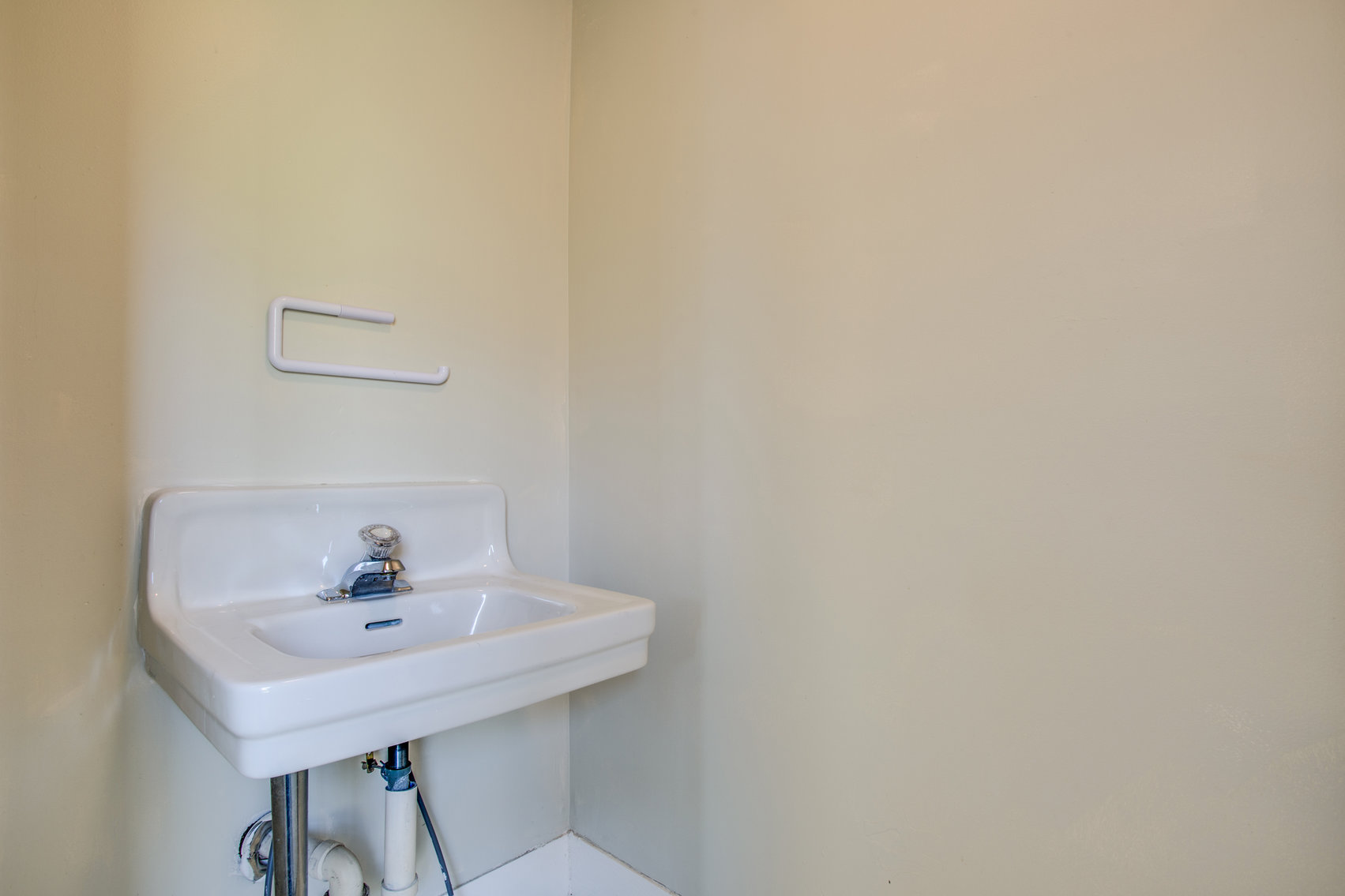 Image for 9 Room/2 half bathroom Home/Office Building (Circa 1905) on .50 +/- Acres in Downtown Louisa, VA