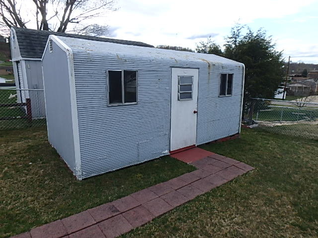 Image for SOLD $165,000 - 3 Bedroom with Full Basement