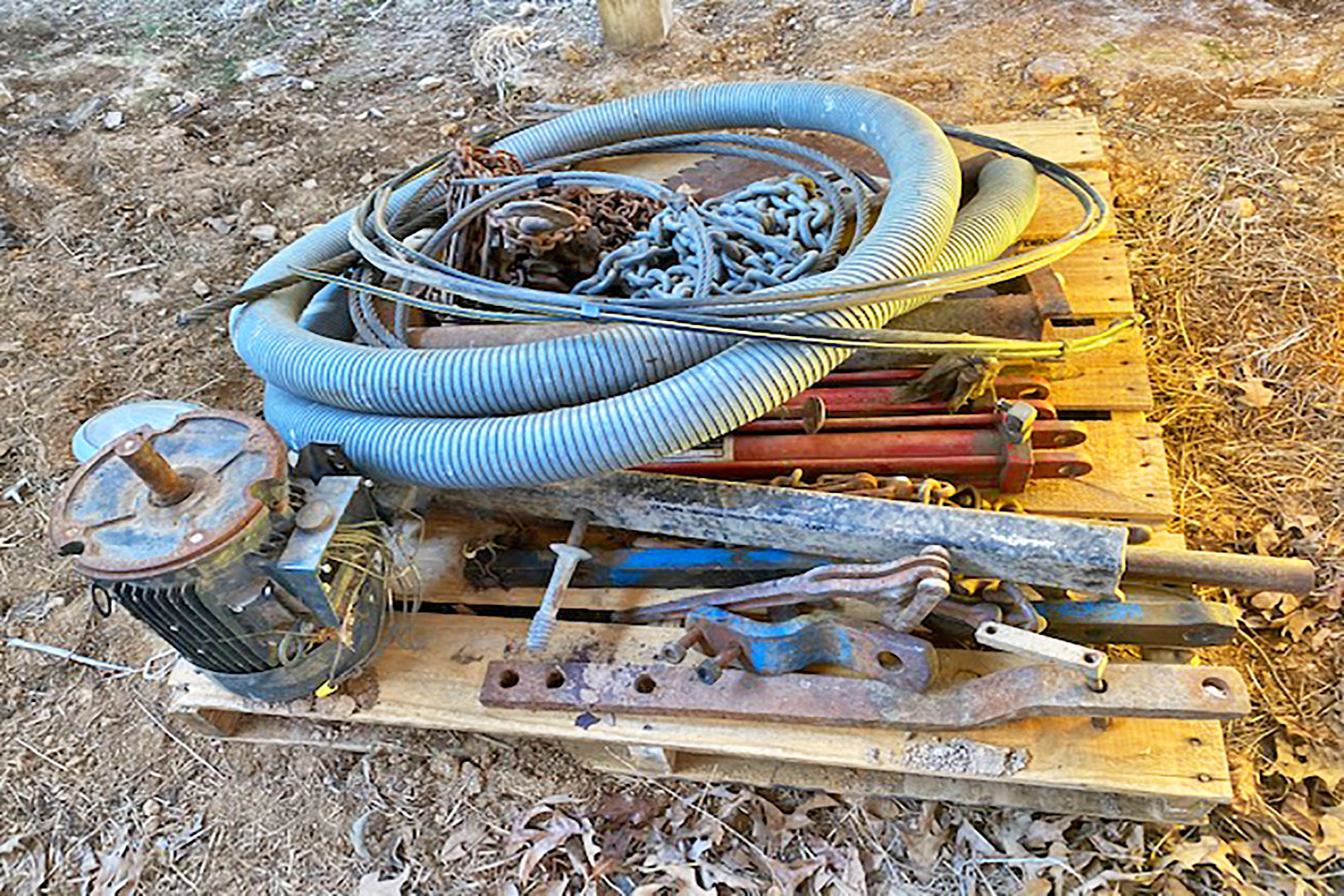 Image for PUBLIC AUCTION - FRIDAY, APRIL 30, 10 A.M.