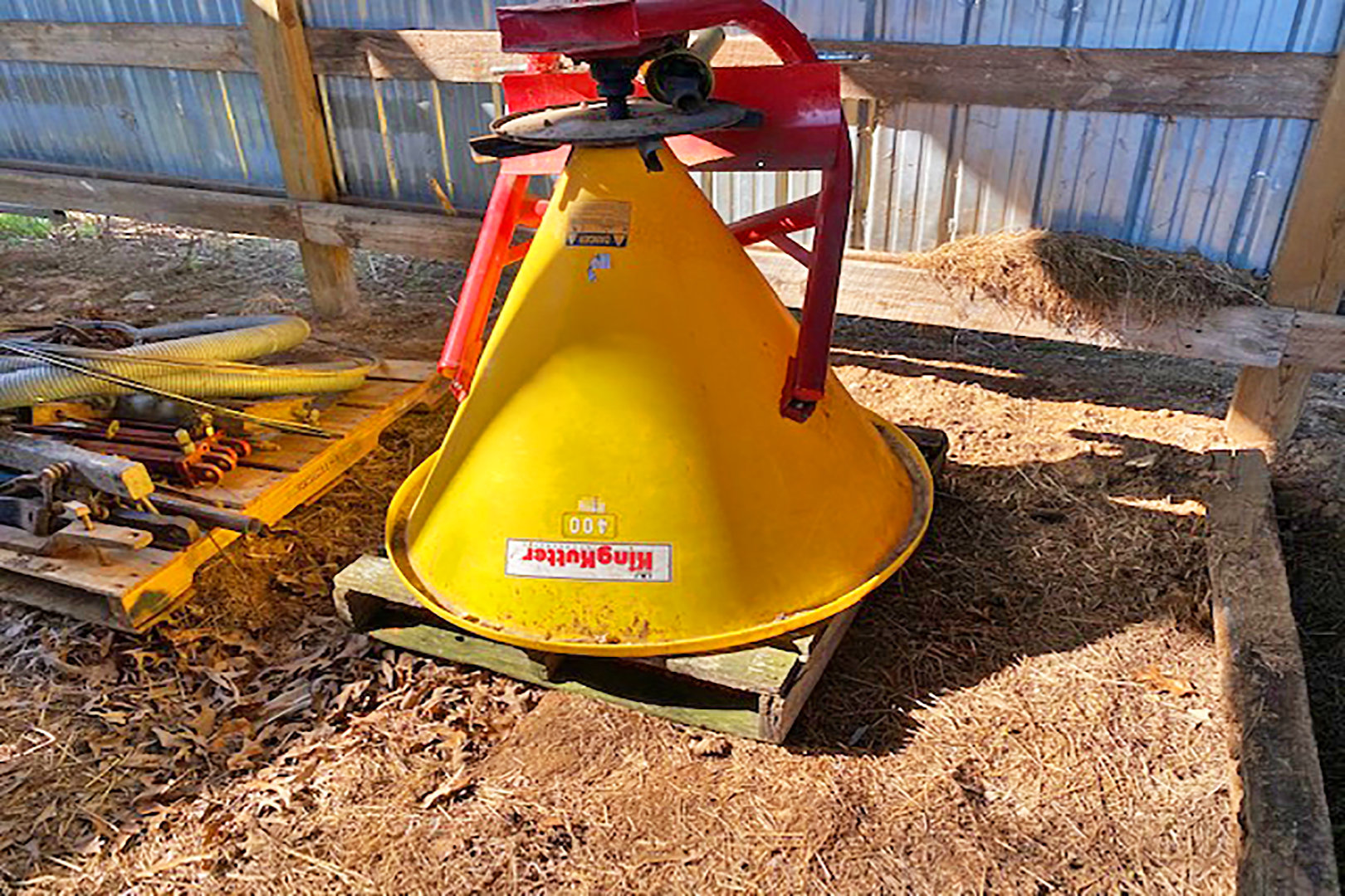 Image for PUBLIC AUCTION - FRIDAY, APRIL 30, 10 A.M.