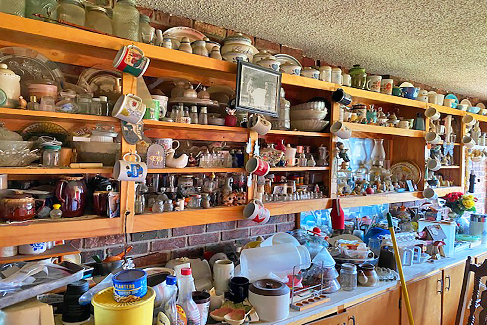 Image for PUBLIC AUCTION - FRIDAY, APRIL 30, 10 A.M.