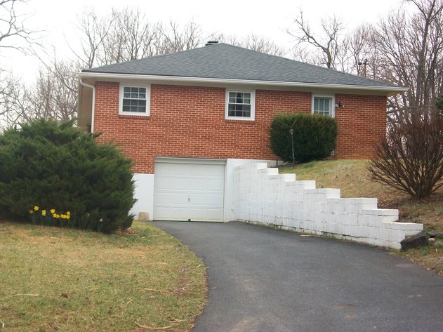 Image for REAL ESTATE AUCTION - 2.87± Acres (Staunton, VA)