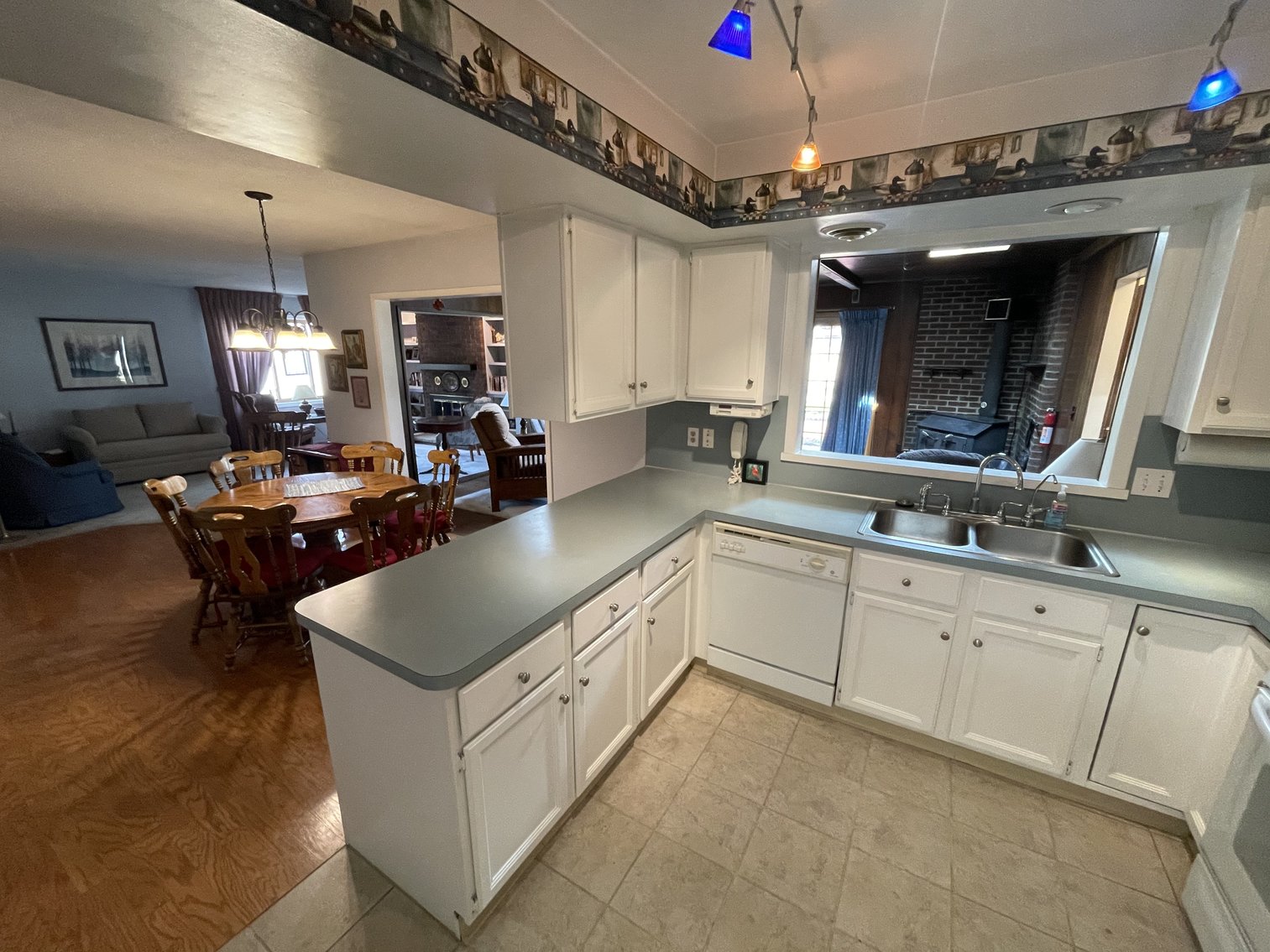 Image for ABSOLUTE CONDO AUCTION! 2827 Westowne Court, Unit #6