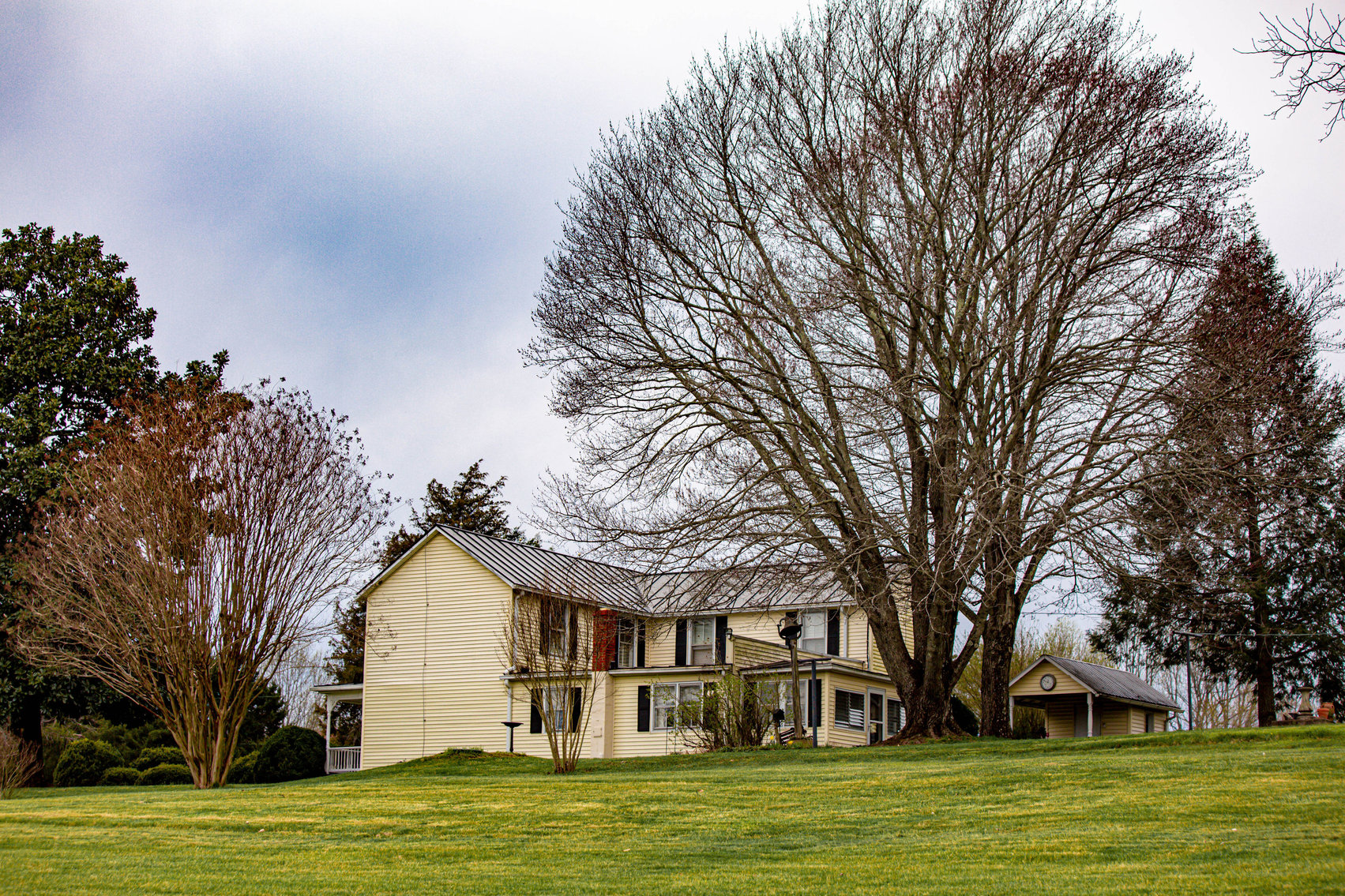 Image for 4 BR/2 BA Farm House, Barns, Fencing & 2 Ponds on 57.5 +/- Acres in Fauquier County, VA--SELLING to the HIGHEST BIDDER!!