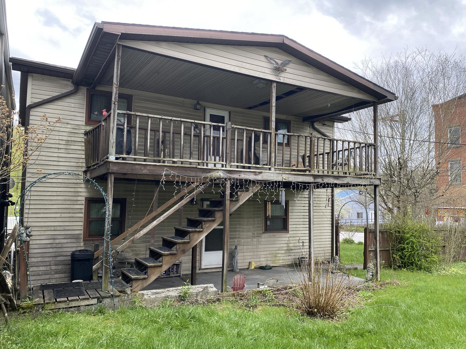 Spacious 3Bedroom Selling to the Highest Bidder