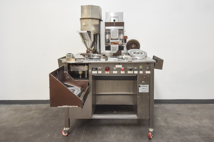 Image for ***SOLD***MJK0452 Semi Automatic Schaefer Model 10 Capsule Filler with Tooling for 0,00