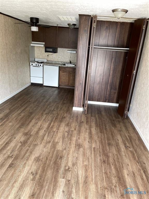 Image for Lamplight Court Apartment Complex Auction!