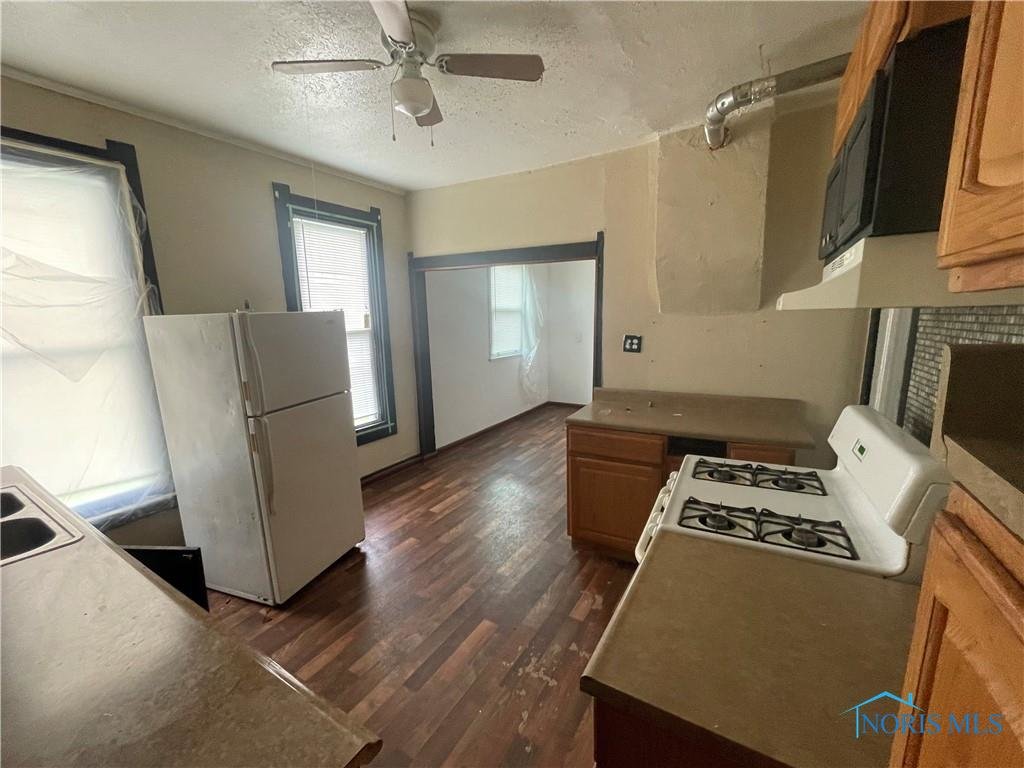 Image for ABSOLUTE AUCTION! 148 Gibbons St.