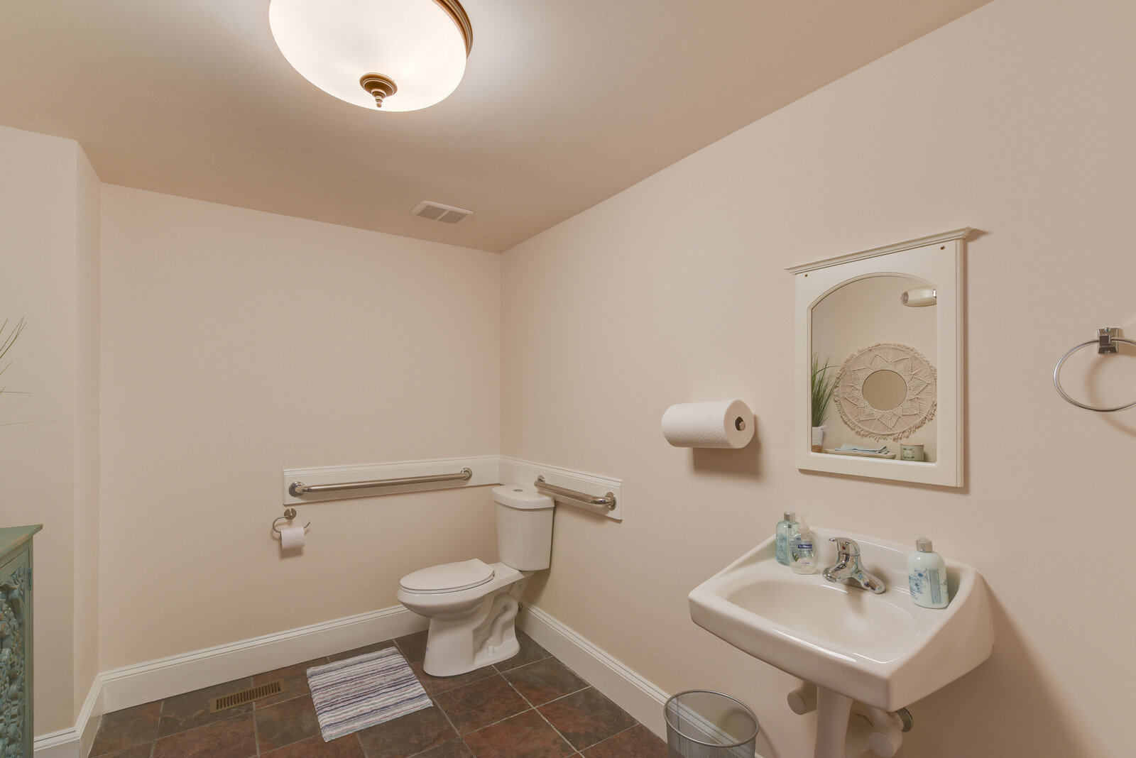 Image for Commercial Real Estate For Lease - Click Here for Details